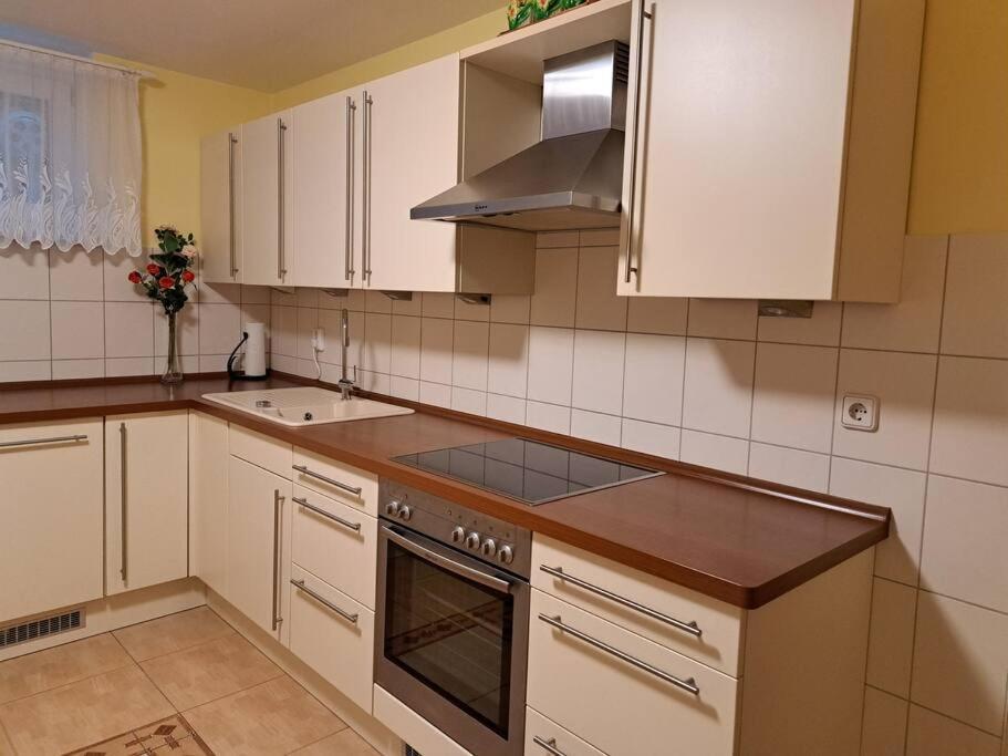 Schoene 2 Zimmer Wohnung Fürth Zewnętrze zdjęcie